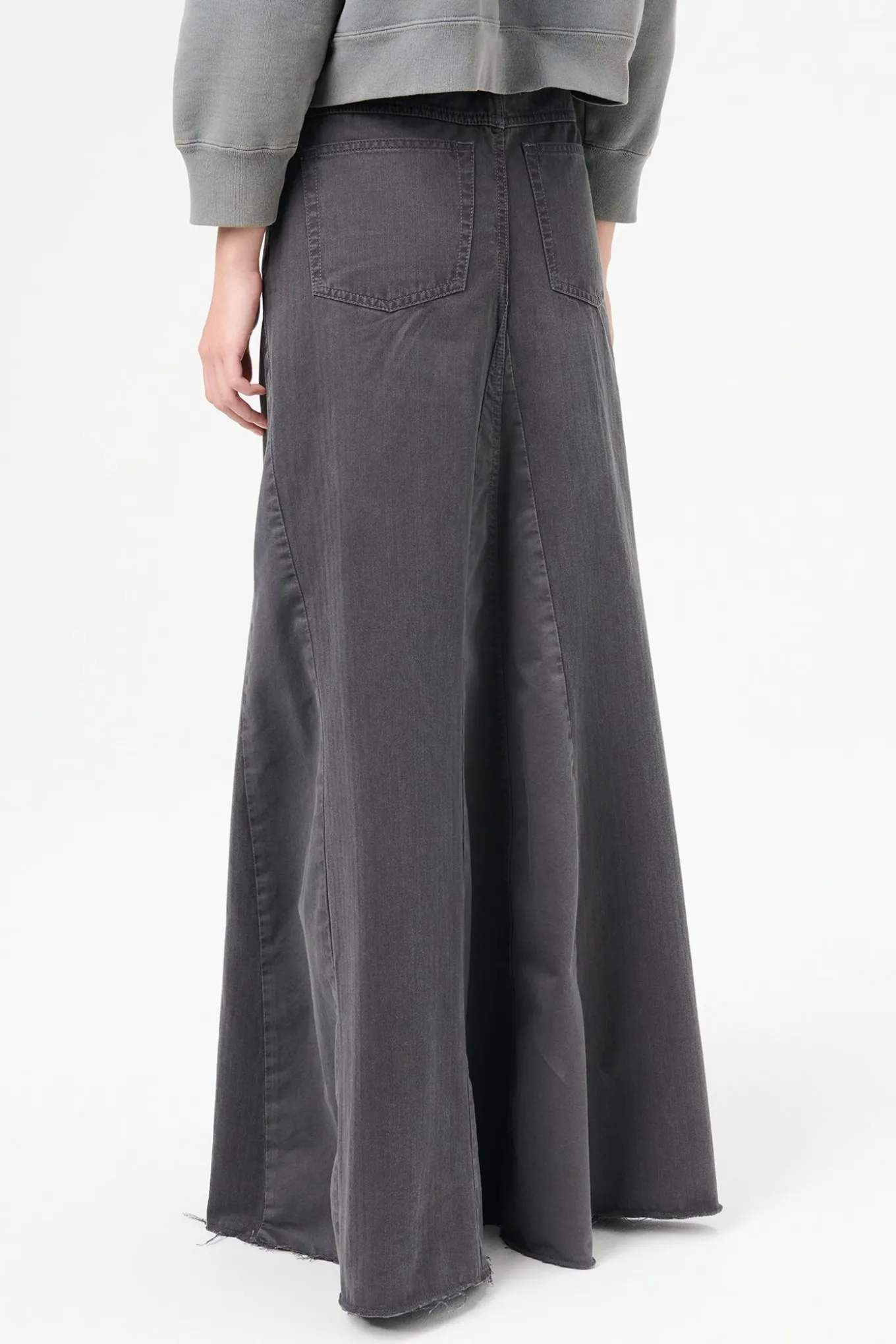 Ash Black Herringbone