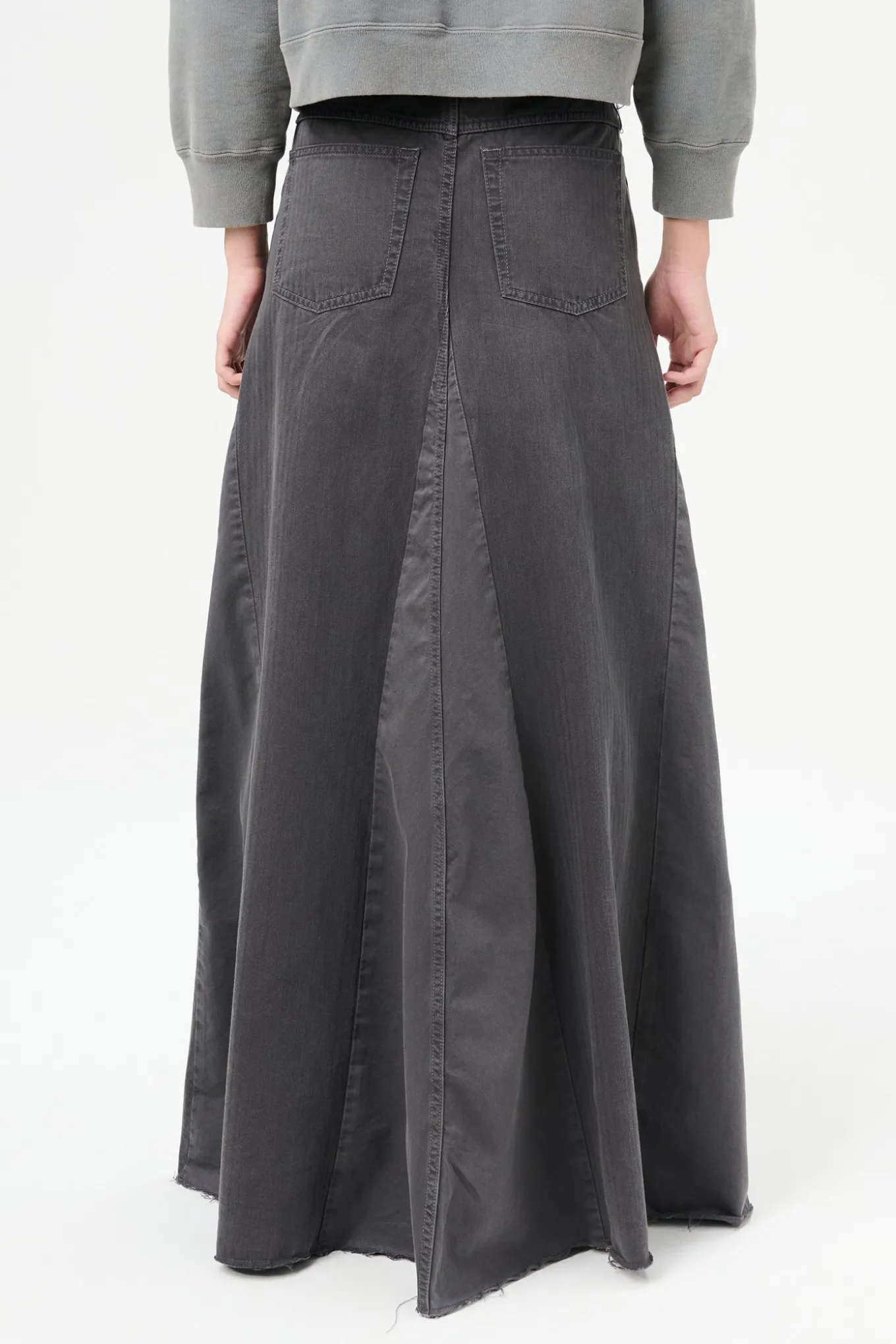 Ash Black Herringbone