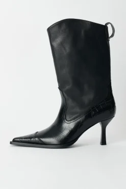 Black Saloon Leather