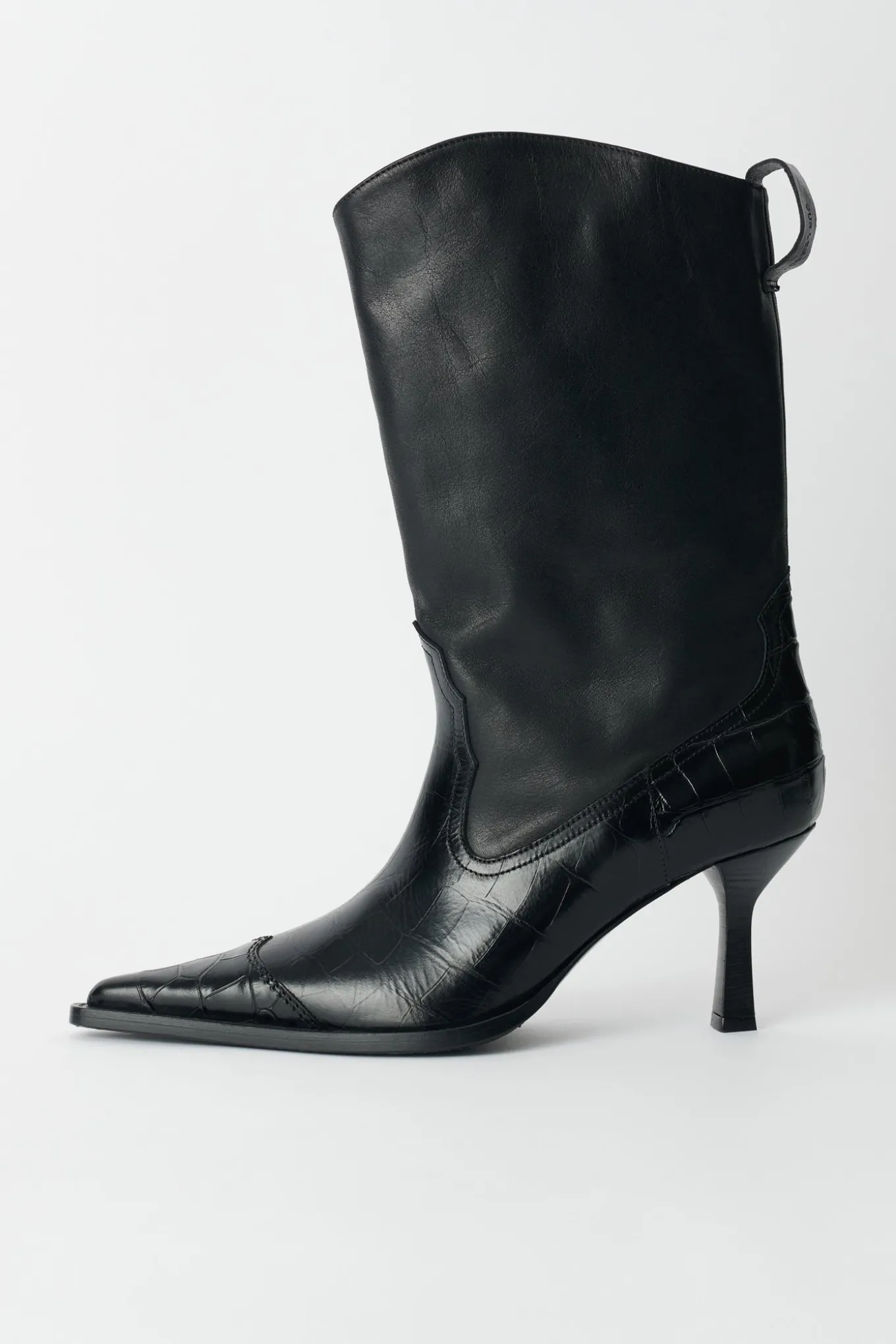 Black Saloon Leather