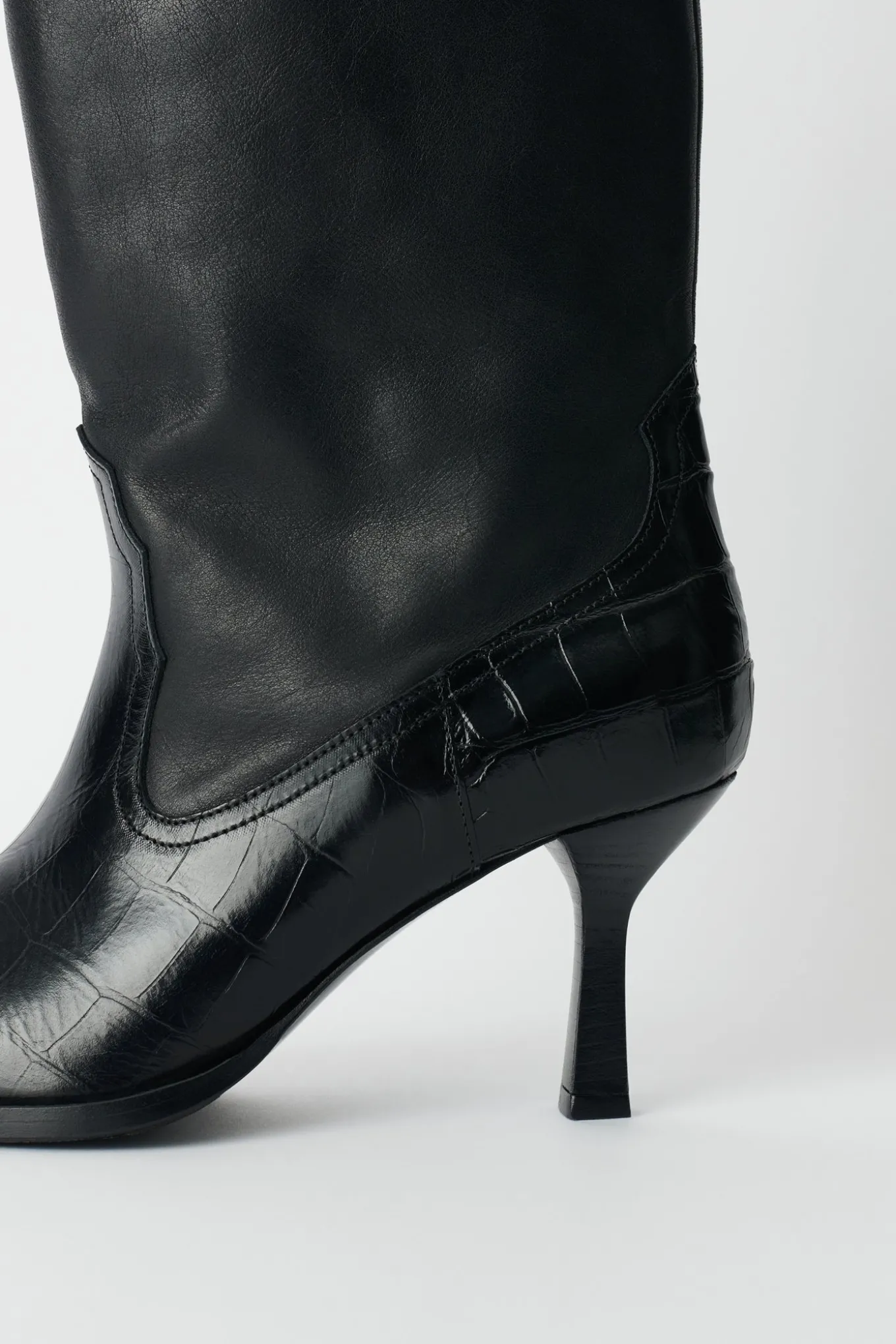 Black Saloon Leather