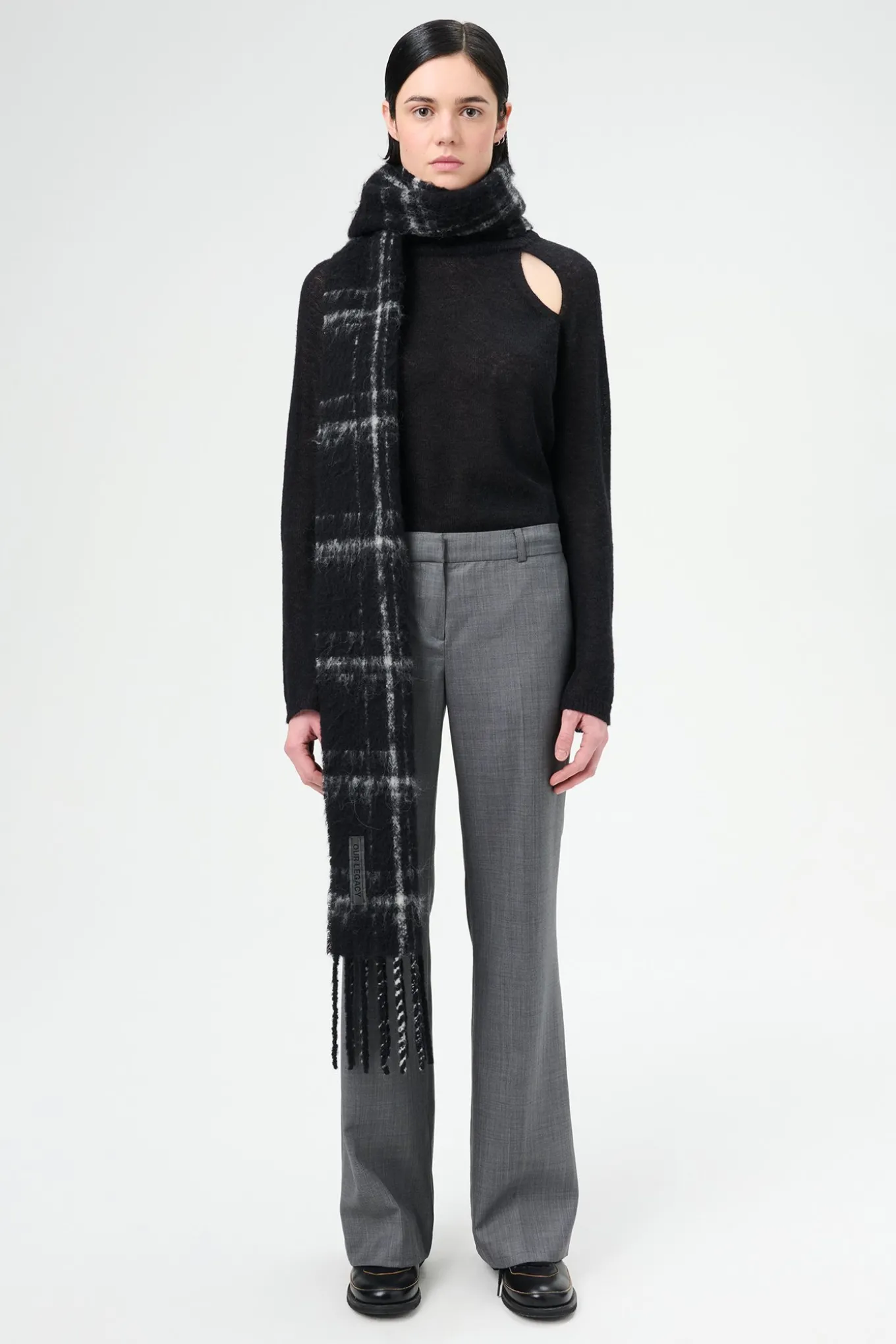Dark Grey Flow Wool
