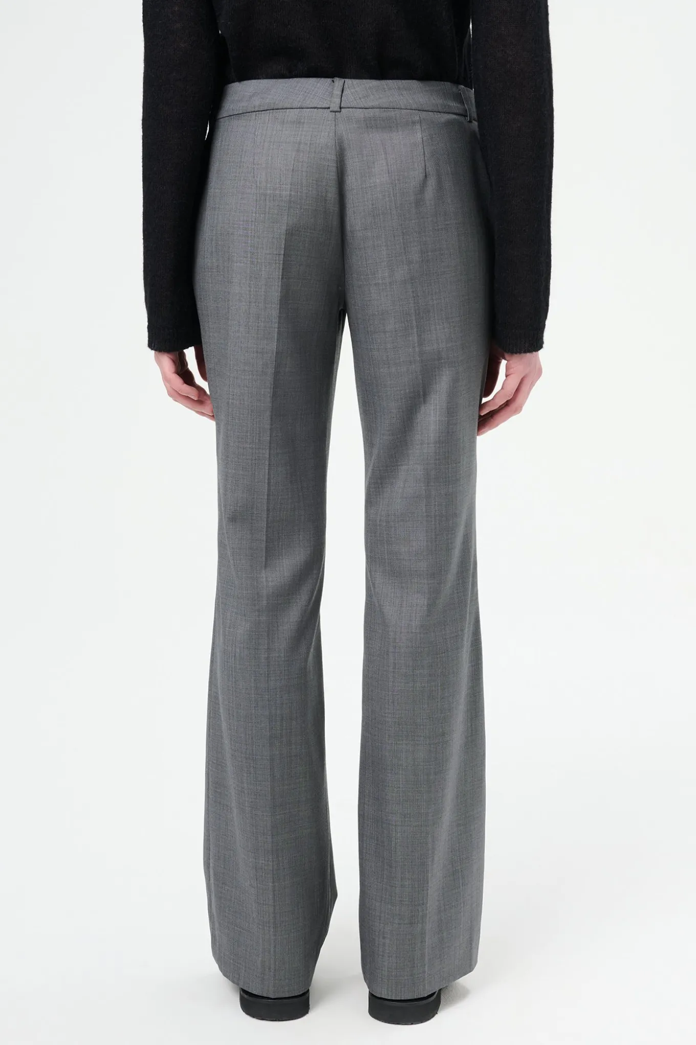 Dark Grey Flow Wool