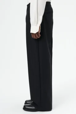 Maitre D Black Wool
